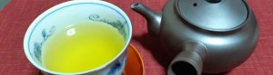 緑茶と急須の写真